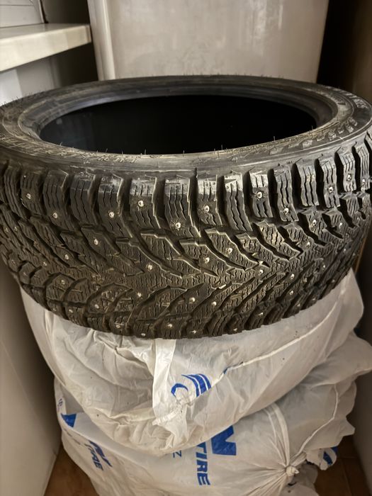 Комплект шипованной резины