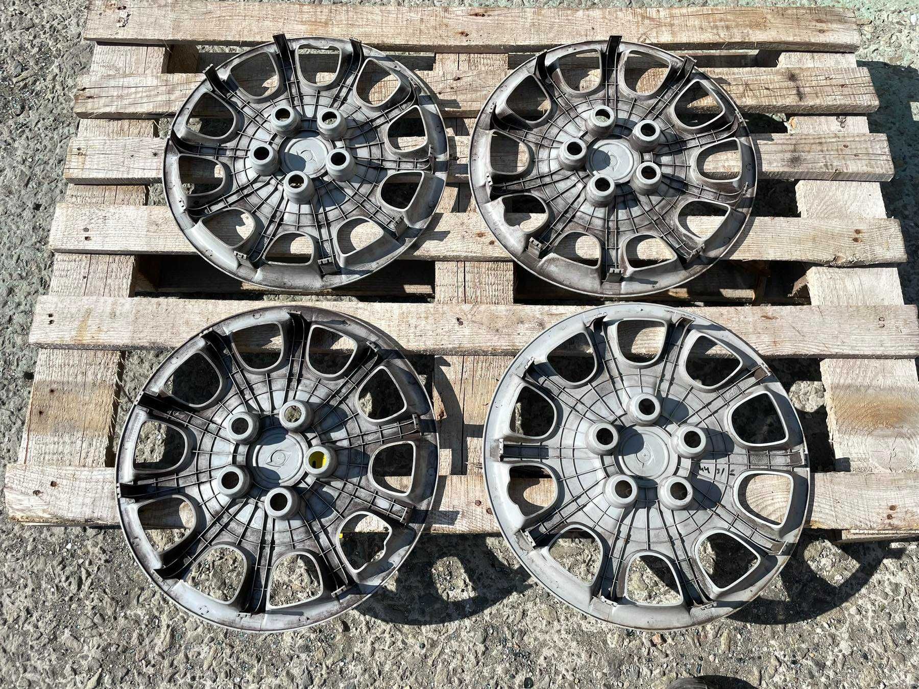 15 цола Тасове Хюндай И30 Hyundai I30 Оригинал 52960-A6000