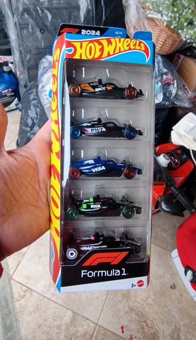 Hot Wheels set F1 sigilat