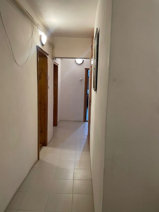 Apartament 2 camere,foarte spațios ,în bloc izolat termic
