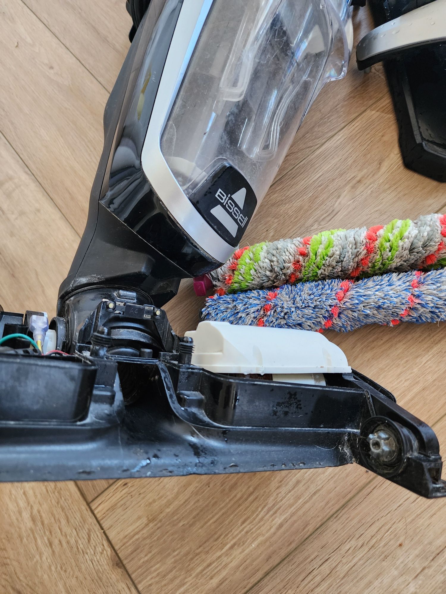 Пылесос Bissell CrossWave Advanced Pro на запчасти