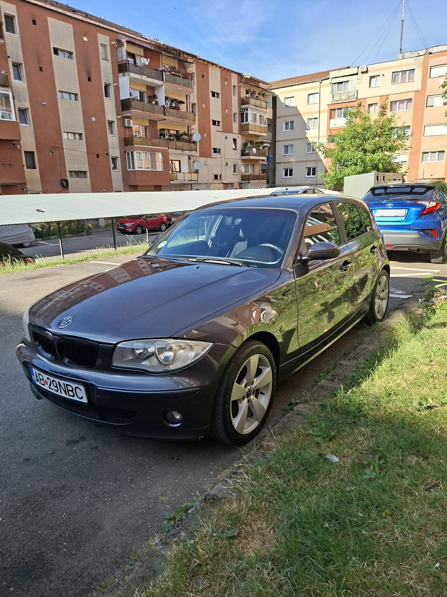 Vând schimb Bmw e87