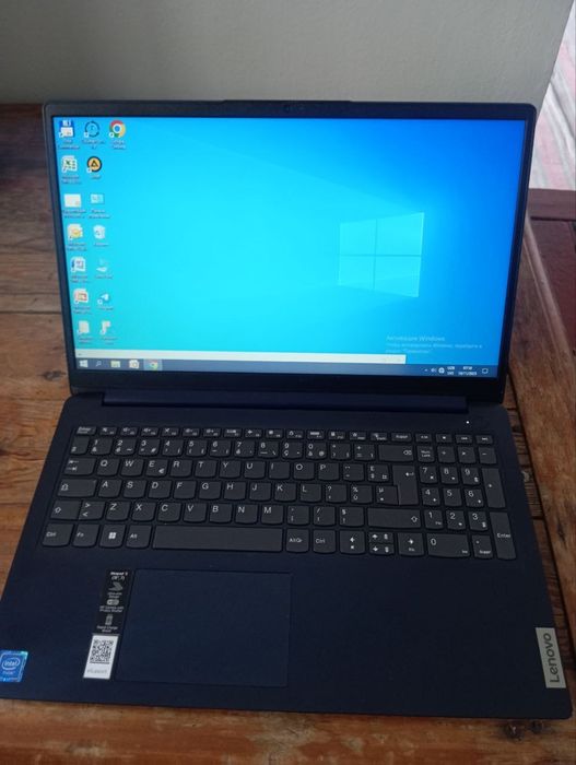 Noutbuk lenovo holati yangi