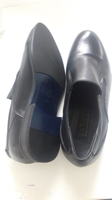 Продам мужские туфли