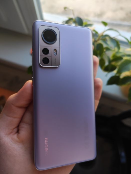 Xiaomi 12 срочно!!!