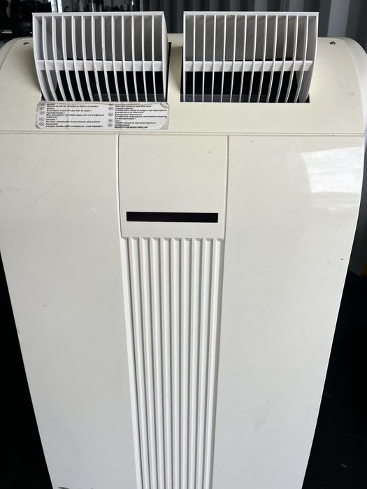 Aer conditionat portabil cu dezumidificator, 12.000 BTU.
