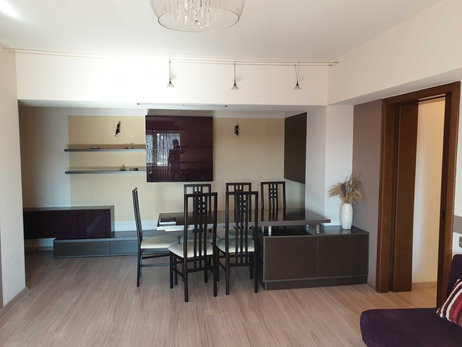 inchiriez apart de LUX, ULTRACENTRAL, 2 cam complet mobilat si utilat