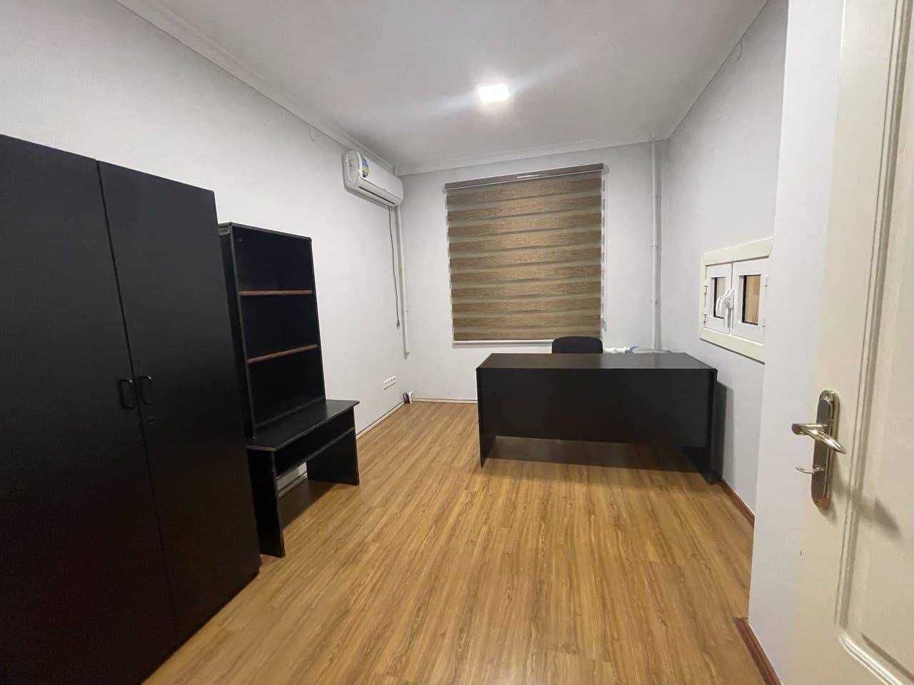Офис ул.Нукус Гламур 5-кабинетов 154 м² 1-этаж ремонт мебель 2-линия