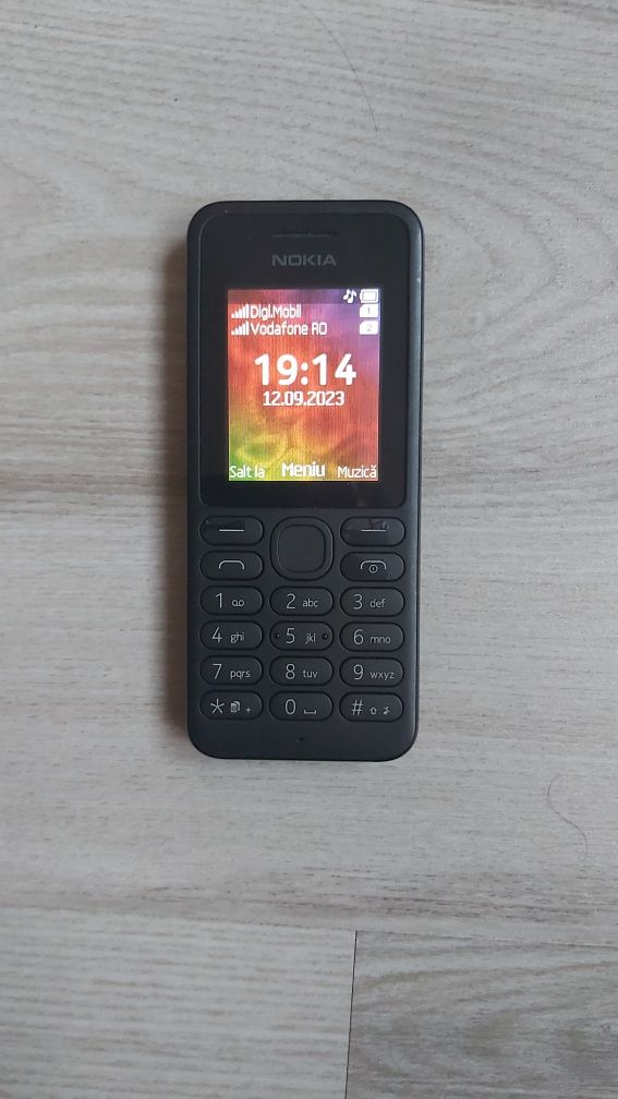 Vând telefon Nokia 130 dual sim