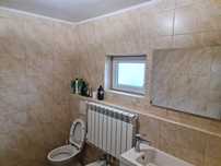 Închiriez casa Focșani 90 m2, 3 dormitoare, 3 bai