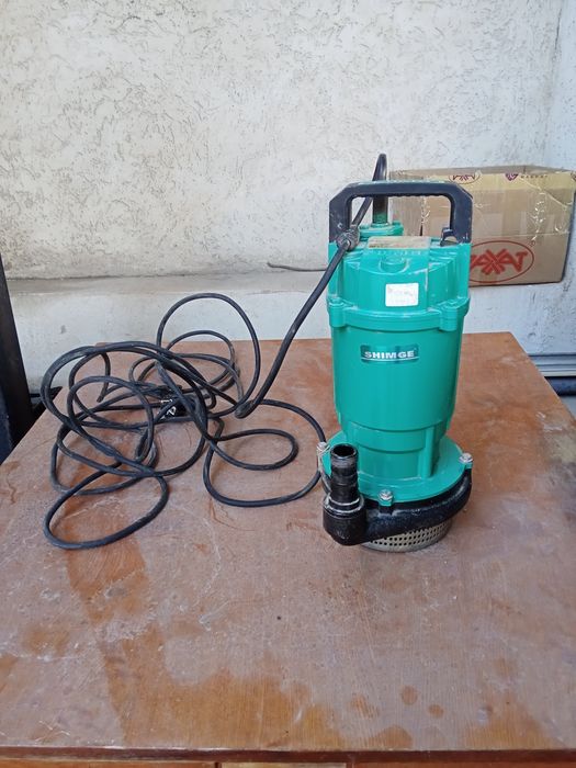 Насос водяной новый в хорошем состоянии срочно продается