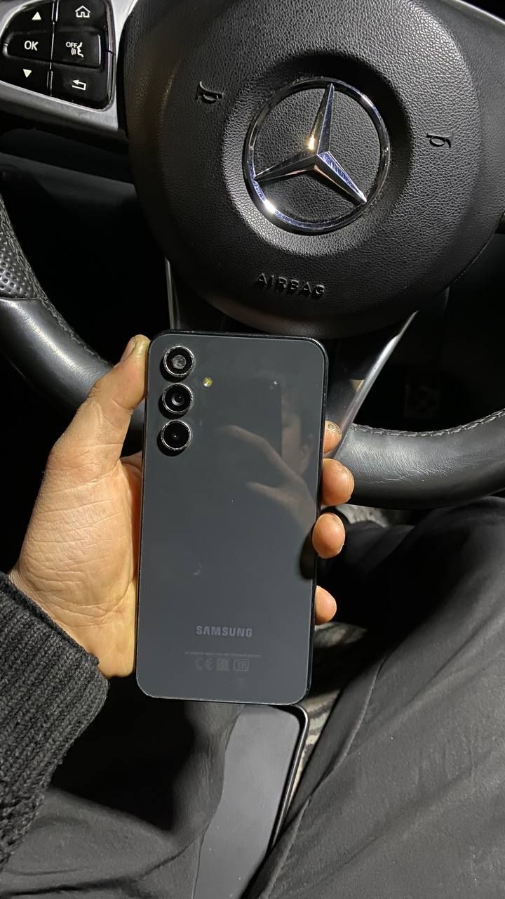 Samsung A54 5G holati yaxshi