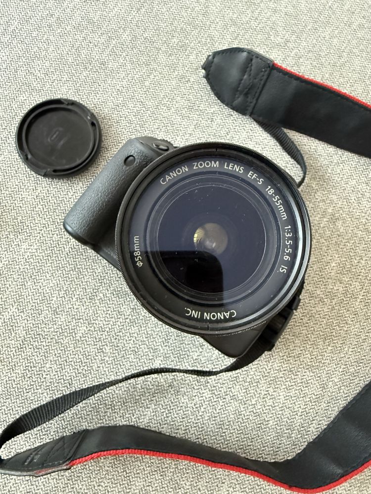 Aparat foto Canon EOS 550D stare perfecta