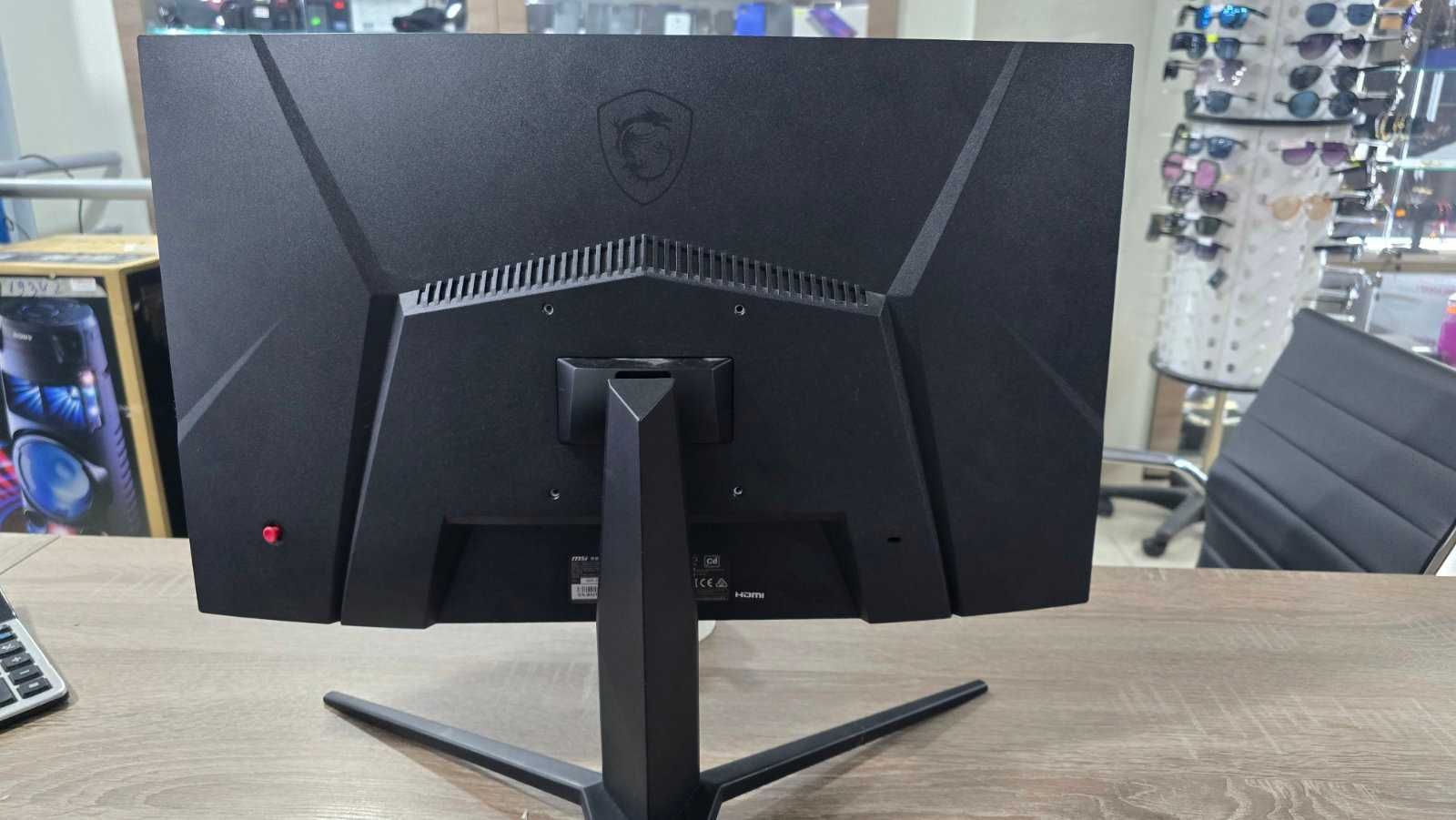 Gaming  Монитор MSI Optix G24C4 144 Hz