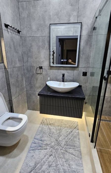 Продается 2х комнатная квартира в ЖК Oq Saroy Deluxe , МирзоУлугбек