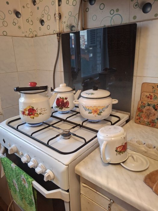 Сдам однокомнутную квартиру на против универмага.