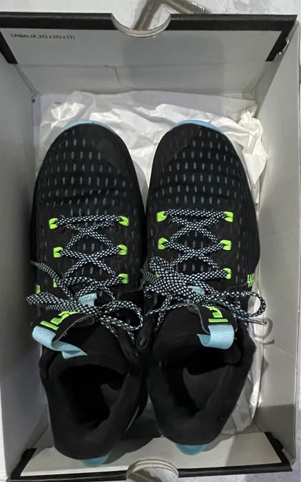 Nike LeBron Witness 5