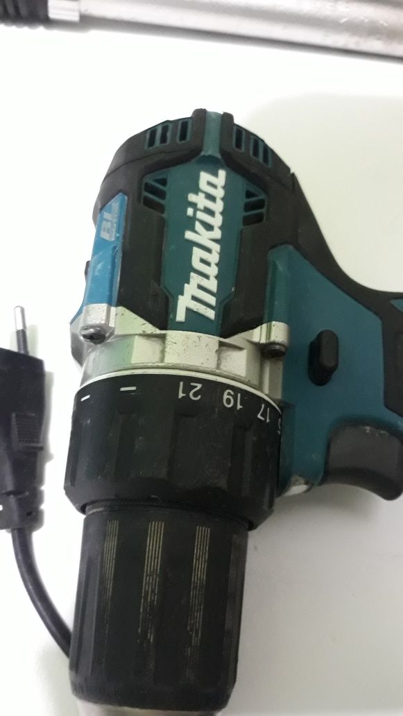 Incarcatoare Makita ,Bosch,Hitachi 18,bormasina Makita