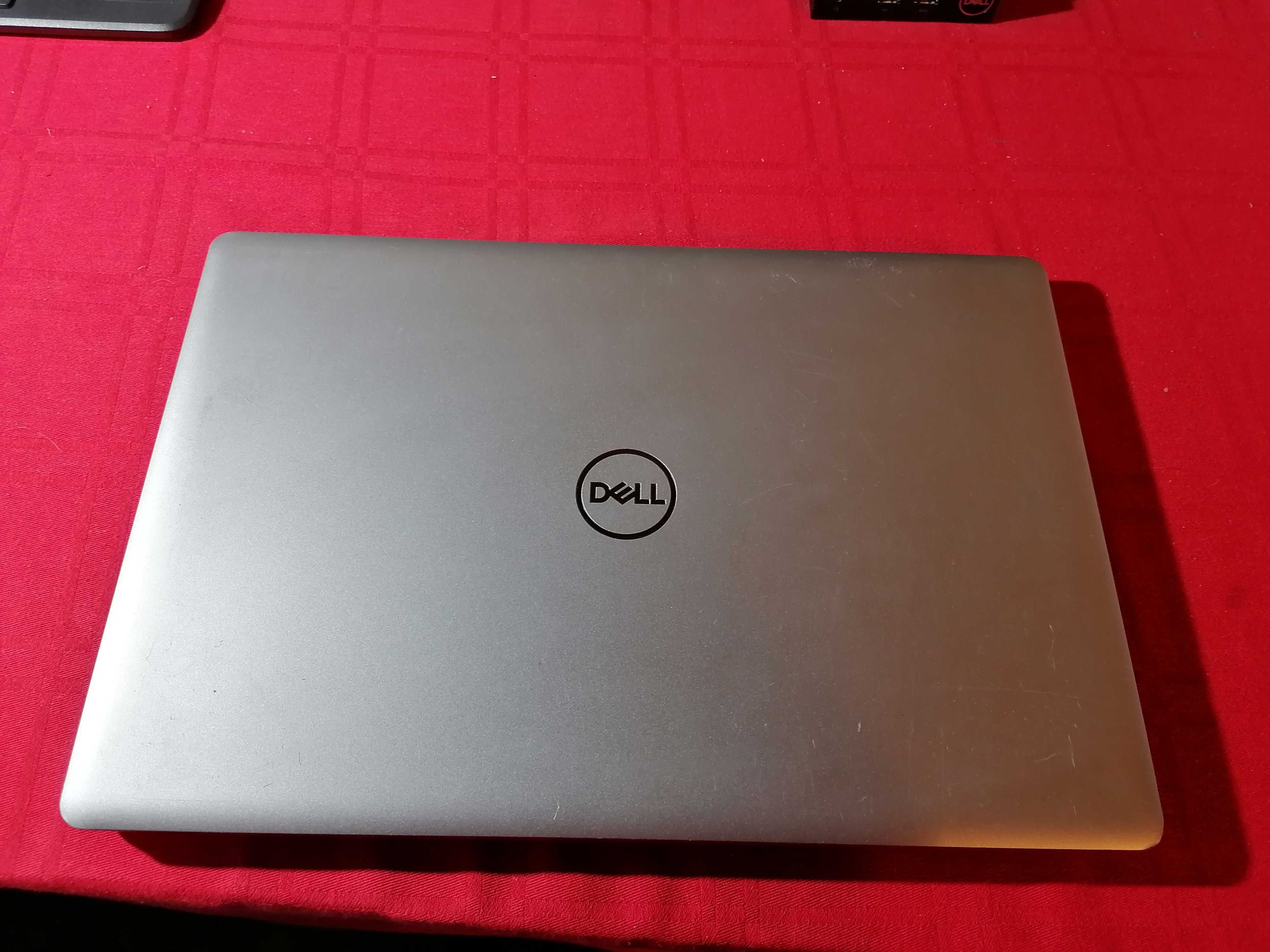 Laptop  Intel i7-8550U, 15.6" Full HD / DELL Inspiron 5570