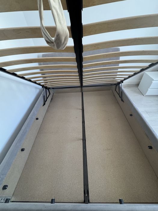 Pat +somniera+saltea in conditii bune