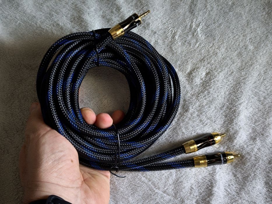 Vând cablu audio profesional, Jack 3,5mm la 2x RCA, nou, nefolosit