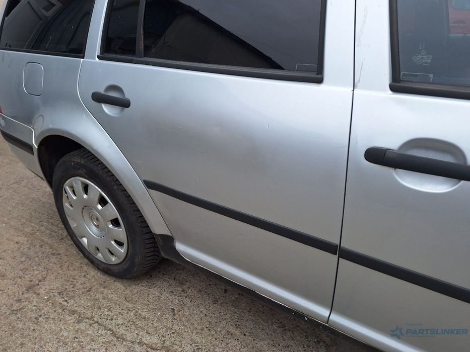 Usa portiera spate dreapta VOLKSWAGEN GOLF IV Variant 1J5 1999 - 2006 , gri LA7W