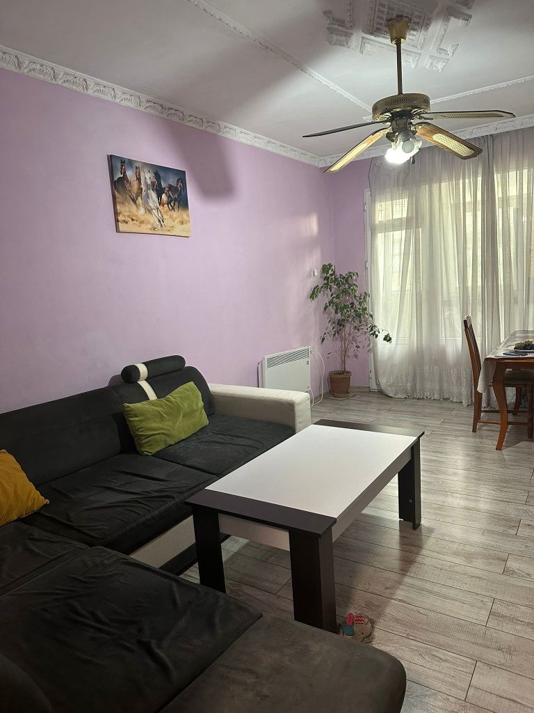 Продава се Тристаен апартамент в Търговище, Център - 85 кв.м за 1320 €/кв.м - Снимка #1