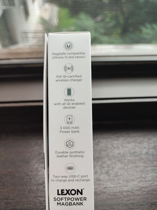 Vând baterie externă iPhone