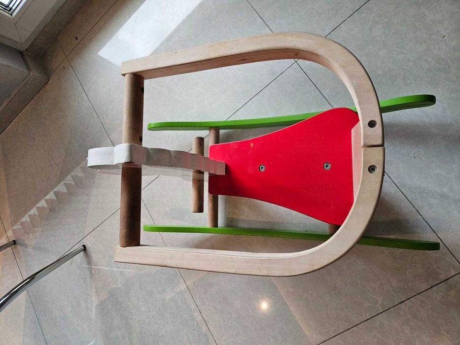 Детско дървено конче за люшкане