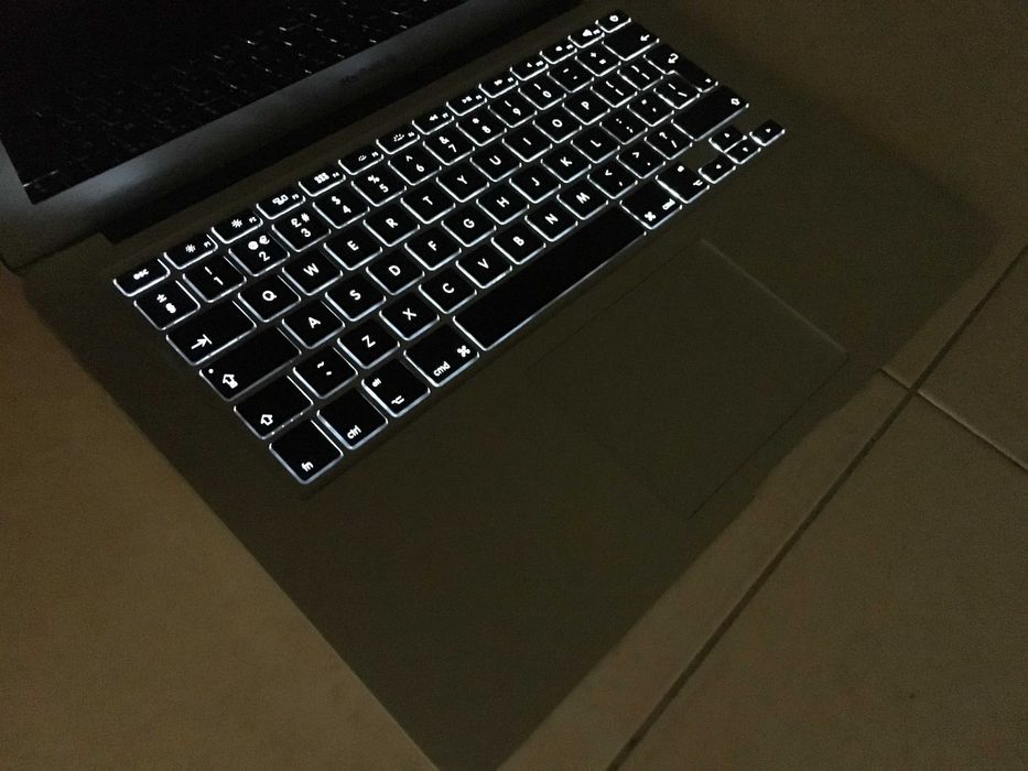 13.3' Core i5 Apple MacBook Air 2015 4GB RAM/128GB SSD/Бат 8 ч