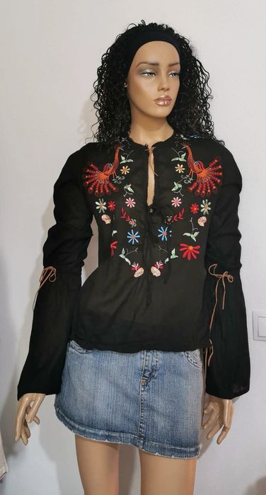 Bluza Terranova cu broderie, gen ie