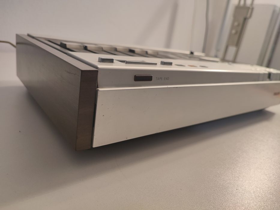 Deck Philips N2407 stereo cassette recorder