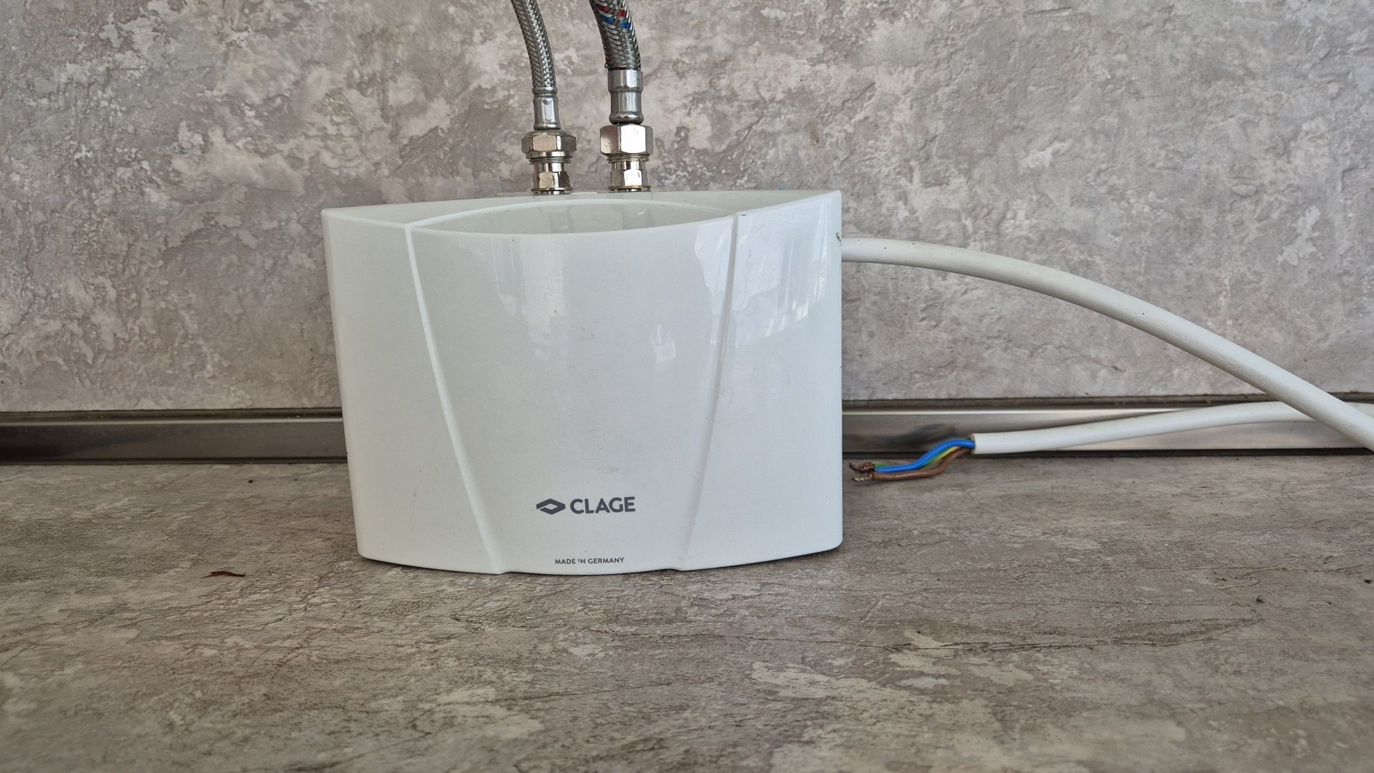 Проточен бойлер Clage MB4