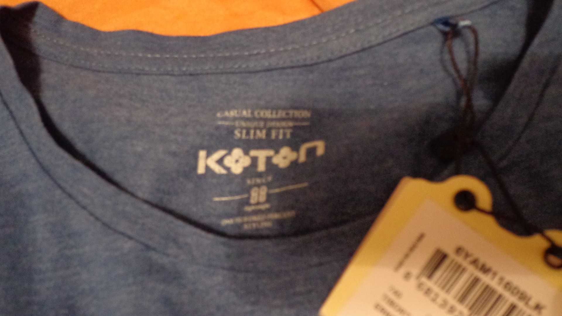 tricou  Koton albastru cu mesaj nou S