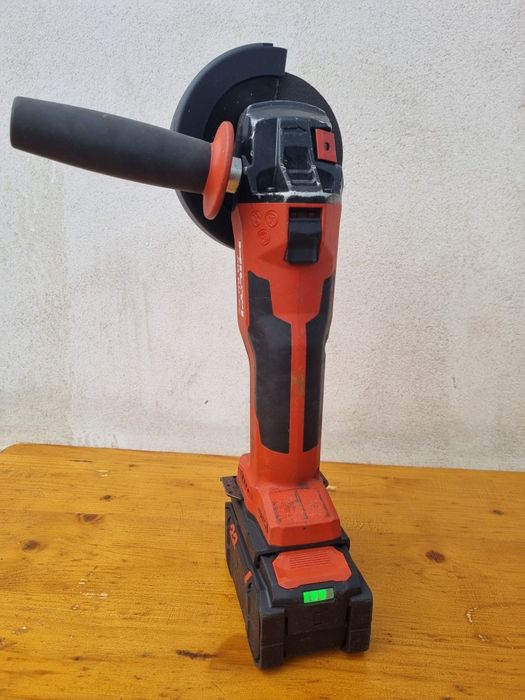 Flex hilti ag 6d cu baterie de 5 amperi