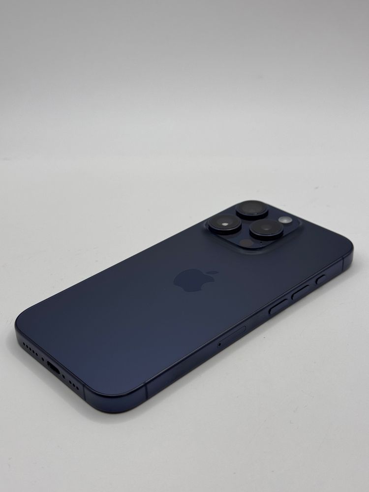 Magazin vinde iphone 15 pro 128gb 89% Grad A Garantie 24 luni