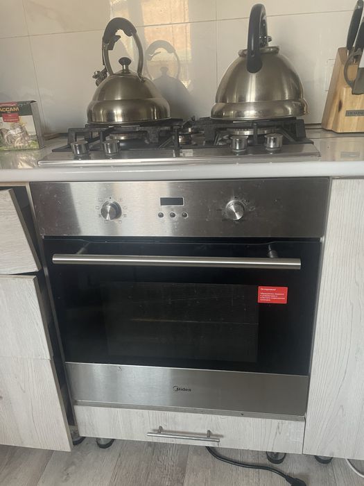 Продам духовка Midea, состояние отличное