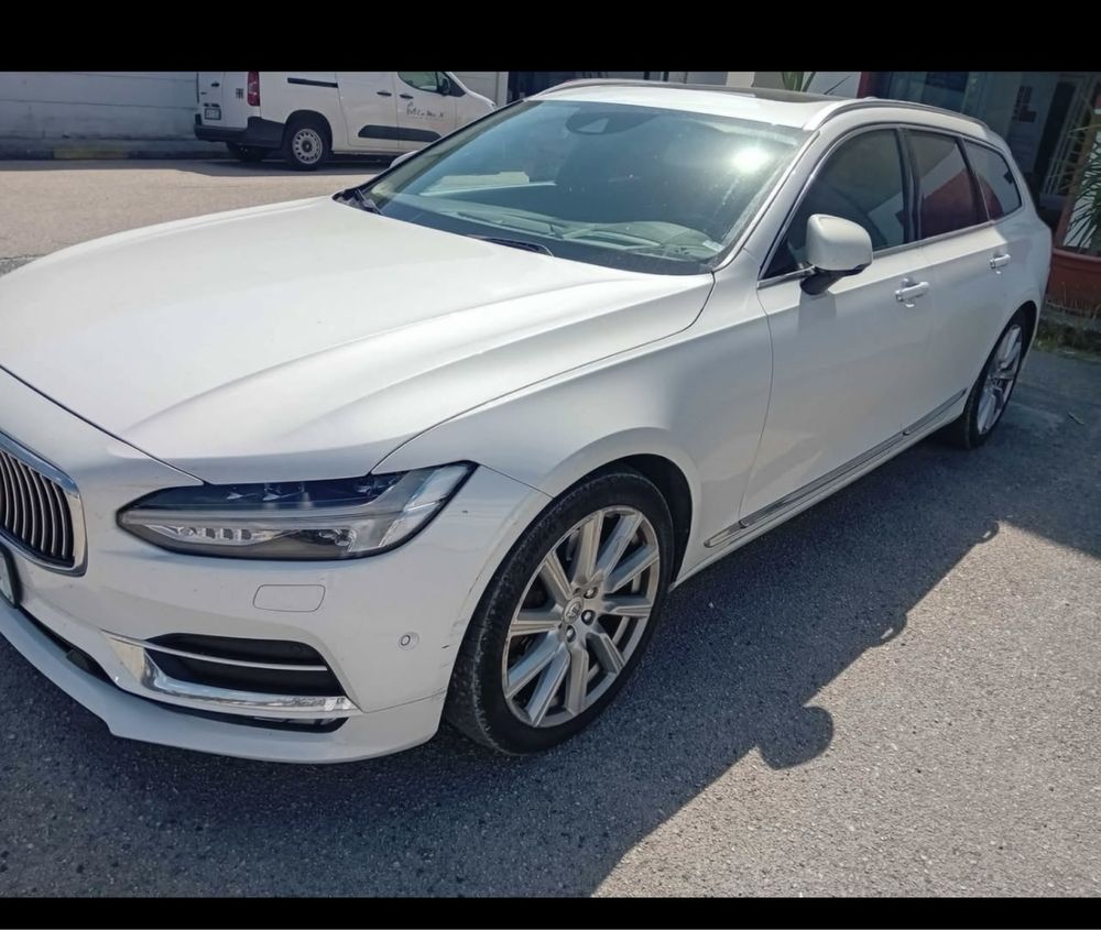 Volvo V90 D5 AWD