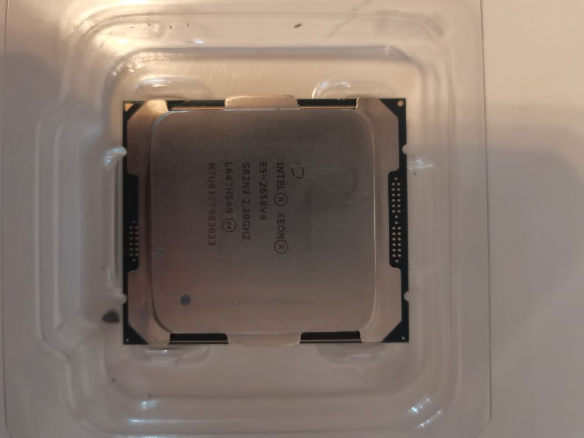 Procesor Xeon E5-2650 V4