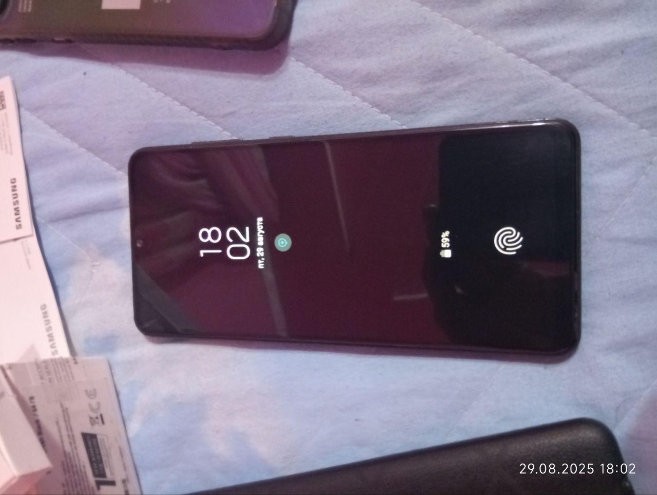Samsung a31  64 gb radnoy srochni sotiladi aybi yōq