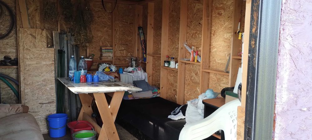 Teren 20 ari cu gradina și cabana langa centura Satu Mare.