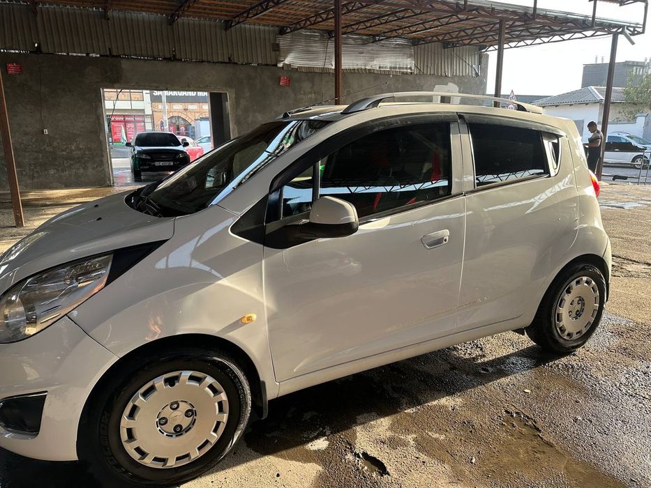 Avtomat Spark sotiladi