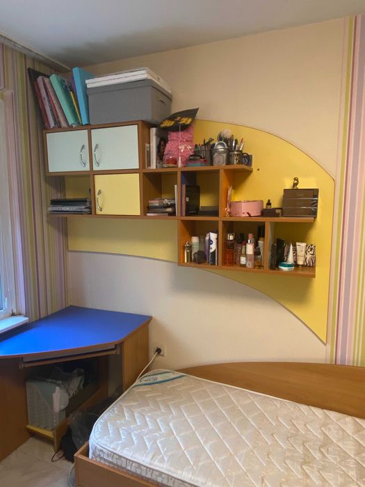 Функционален комплект за детска стая – 3 легла и две бюра