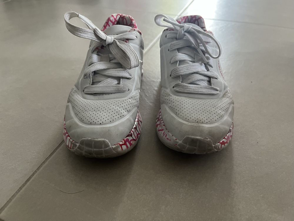 Afidasi fetite, marime 30 . SKECHERS