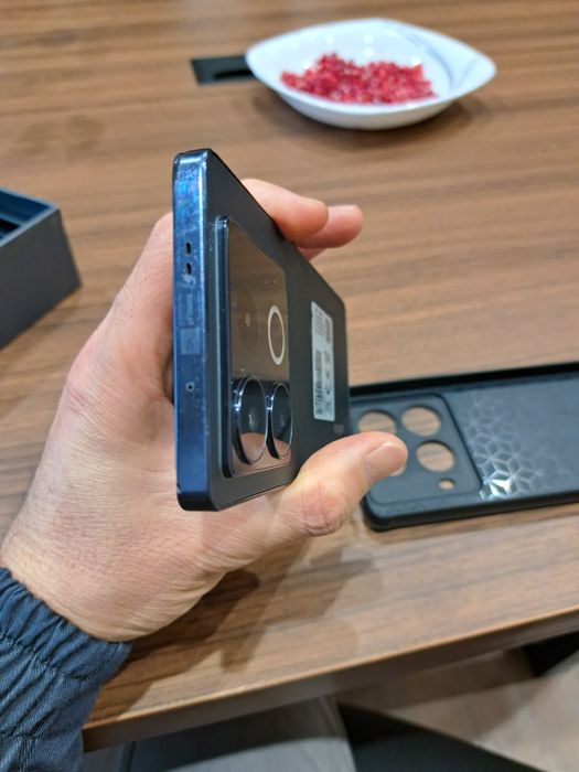 Infinix note 40. В отличном состоянии. Пользовалься мало. 16 Gb/256 Gb