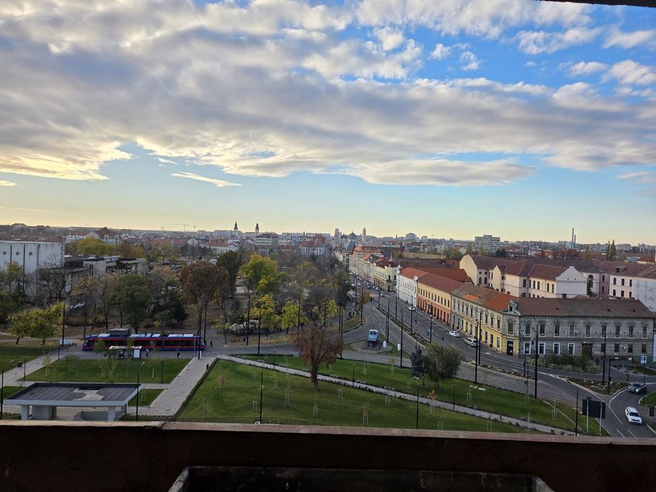 Vand Apartament 2 camere Ultracentral Centru Civic