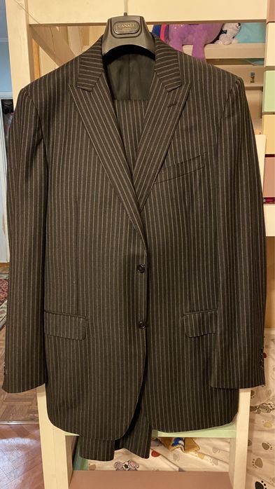 Продам костюм Canali. В отличном состоянии