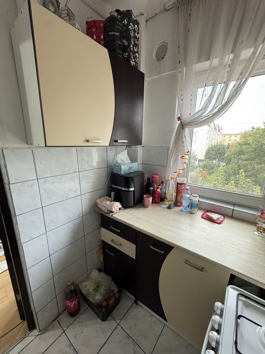 Garsonieră 36 mp utili, mobilată și utilată - etaj 2/4, Tractorul
