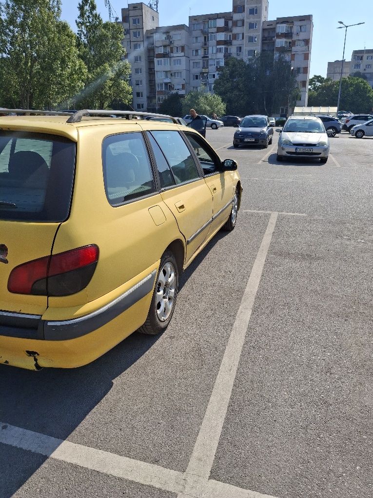 Aвтомобил в много добро техническо състояние ,сменен съединител, нови