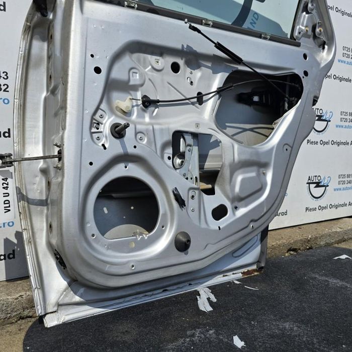 Portiera usa Z157 dreapta spate Opel Vectra C facelift